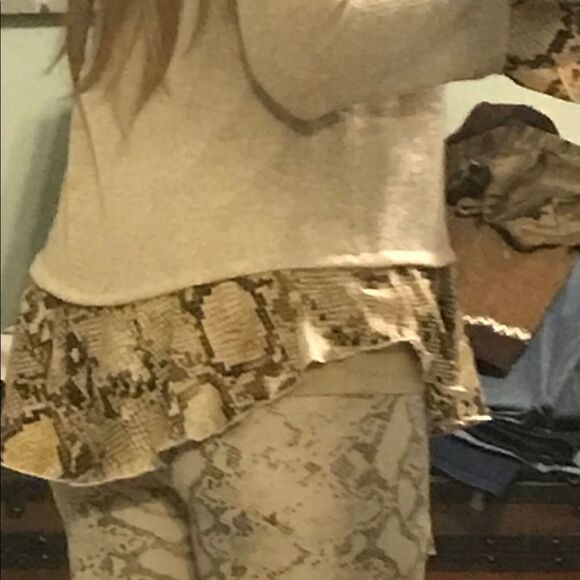 NWT Miz snake fleece snakeskin leggings - Picture 6 of 7